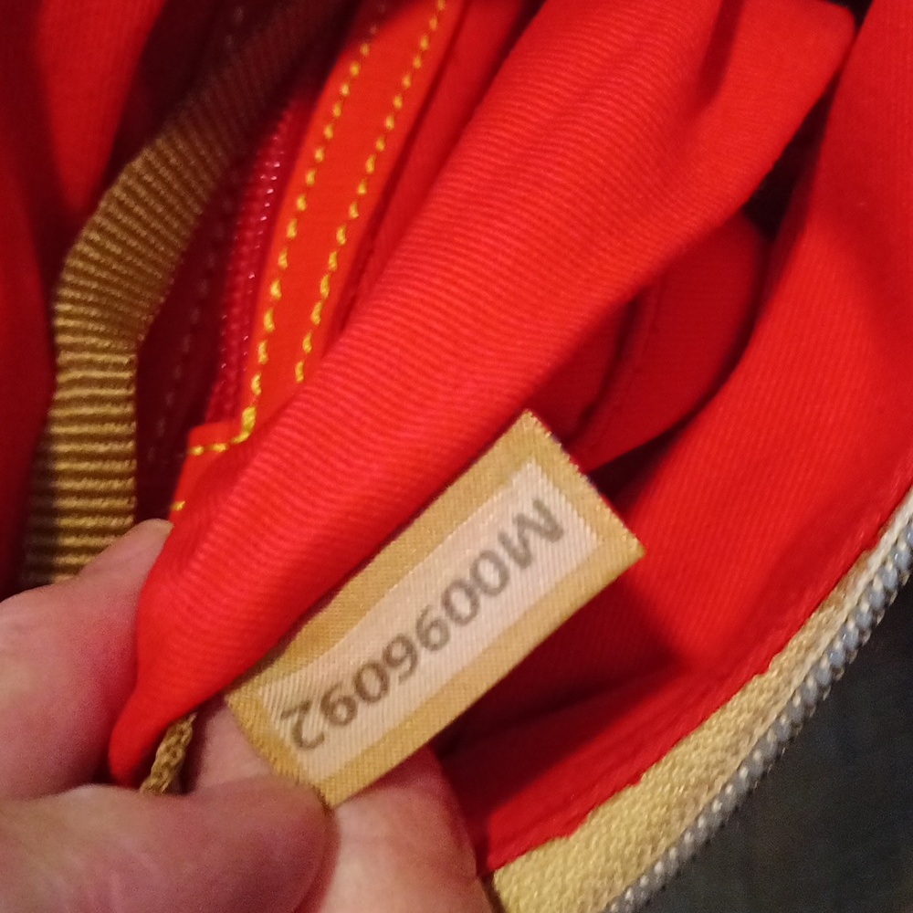 Dooney & Bourke Fruit print Bag πππ - Picture 12 of 14